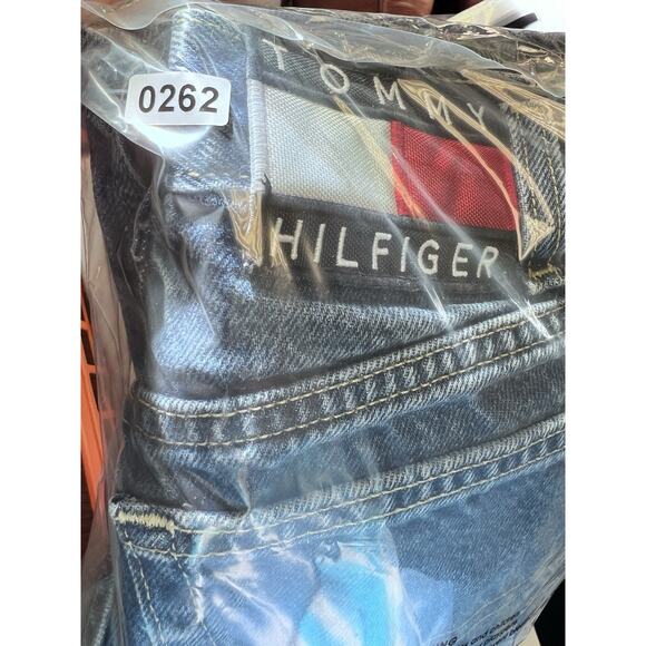 Early 90s TOMMY HILFIGER Jeans 26x29.5 Slim Big Patch Logo 1990s Denim Vintage - Picture 12 of 15